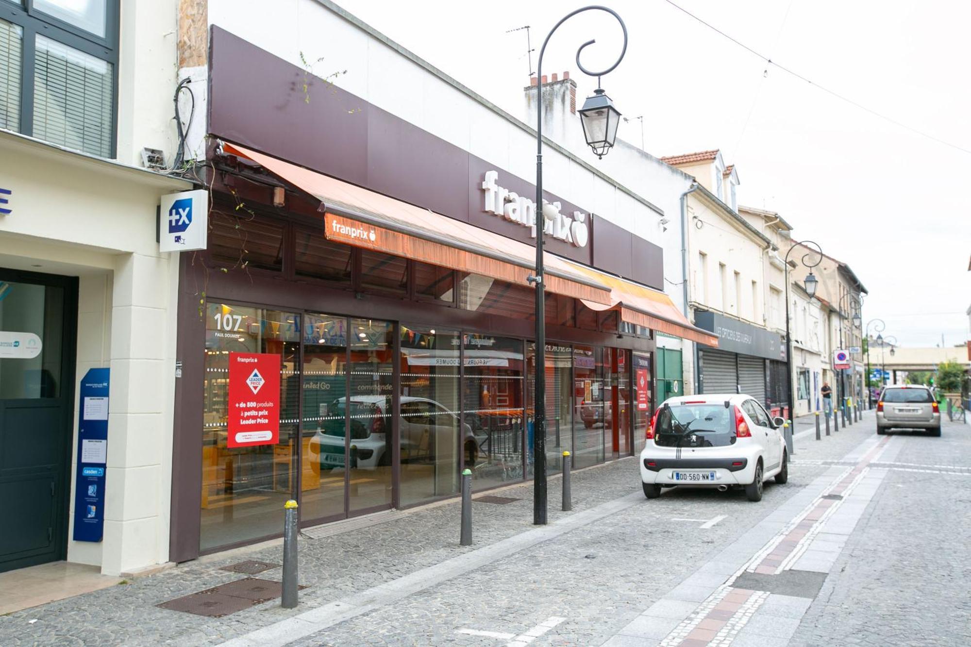 La Teranga - Wifi - Coeur De Ville - Gare Les Mureaux Bagian luar foto